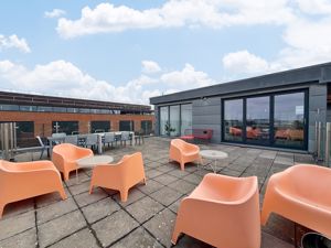 Photo 25- click for photo gallery